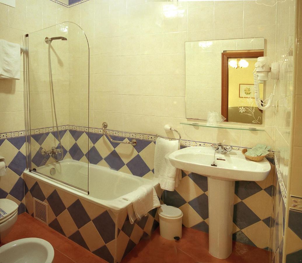 Casa Manoli Luarca Guest House Almuna Luaran gambar